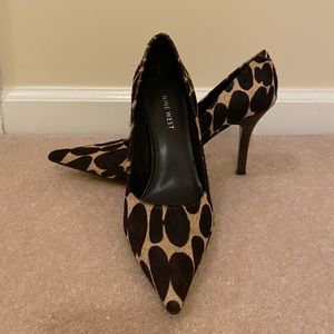 Nine West giraffe print pumps size 6.5.